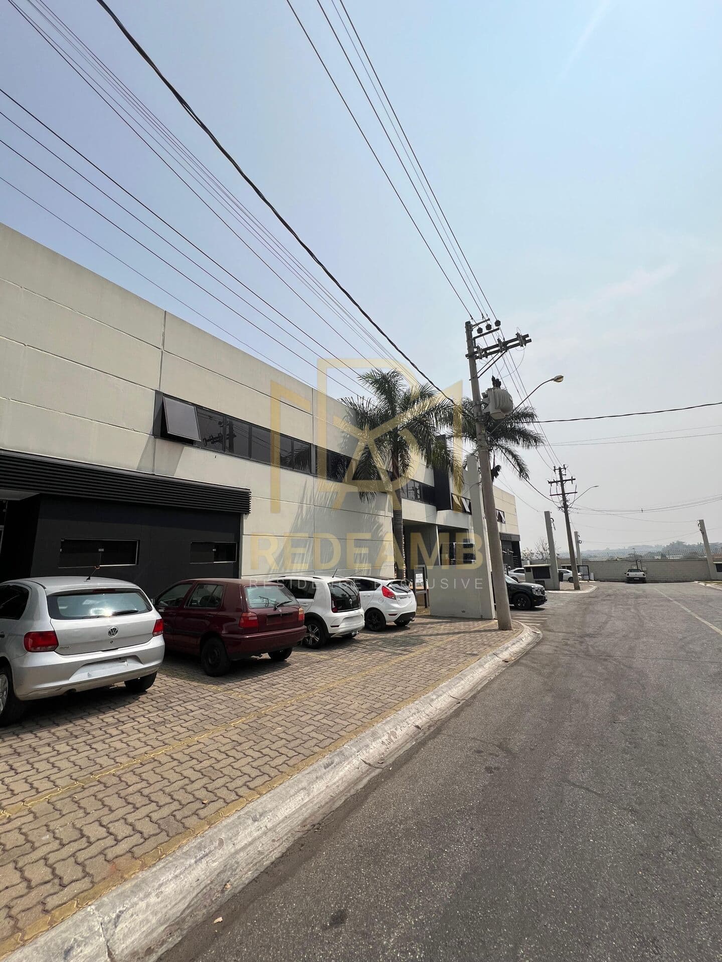 Galpão em condomínio com área construída de 1.317,73 m² - Condomínio Industrial Gruppo Empresarial - bairro Iporanga na cidade de Sorocaba/SP