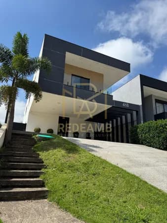 Casa a Venda com 330m2 - 3 Suítes no Condomínio New Ville - Santana De Parnaíba/SP