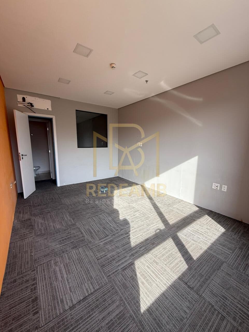 Sala Comercial com 29,82 m², layout flexível e 1 vaga de garagem - Condomínio Link Studios Offices - Alphaville - Barueri/SP