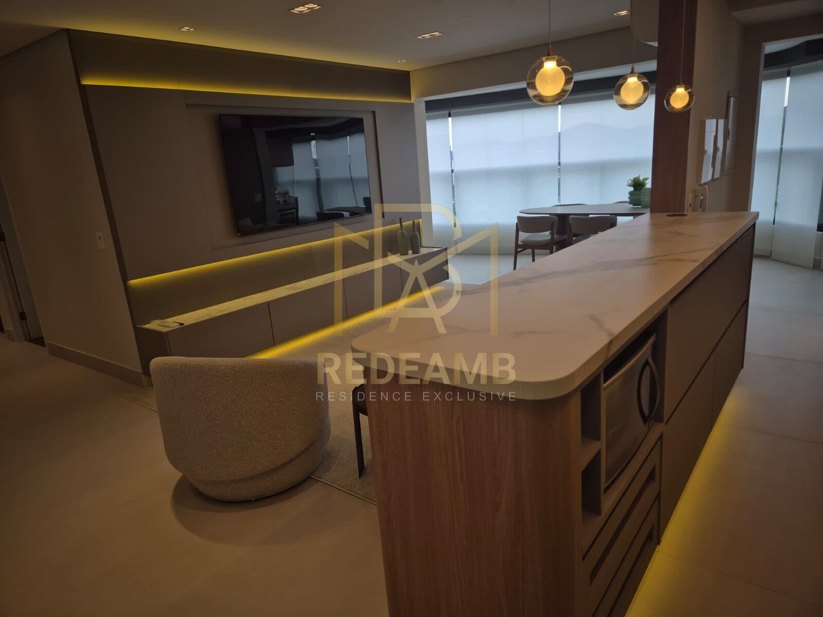 Apartamento a Venda no Condomínio Oka Mobiliado – 123m2 e 3 Suítes, Vista Panorâmica e Varanda Gourmet no Andar Alto