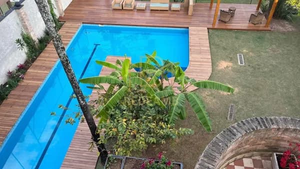 Casa Alto Padrão com 1.000 m² com 04 suítes, mobiliado com piscina no Condomínio Residencial 10 - Santana de Parnaiba/SP