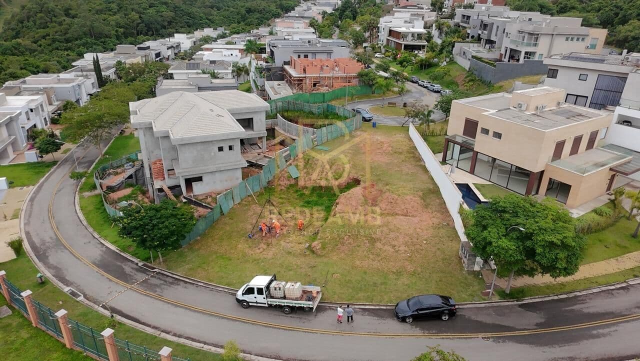 Oportunidade de terreno no Condomínio Burle Mrx, Santana de Parnaíba/SP
