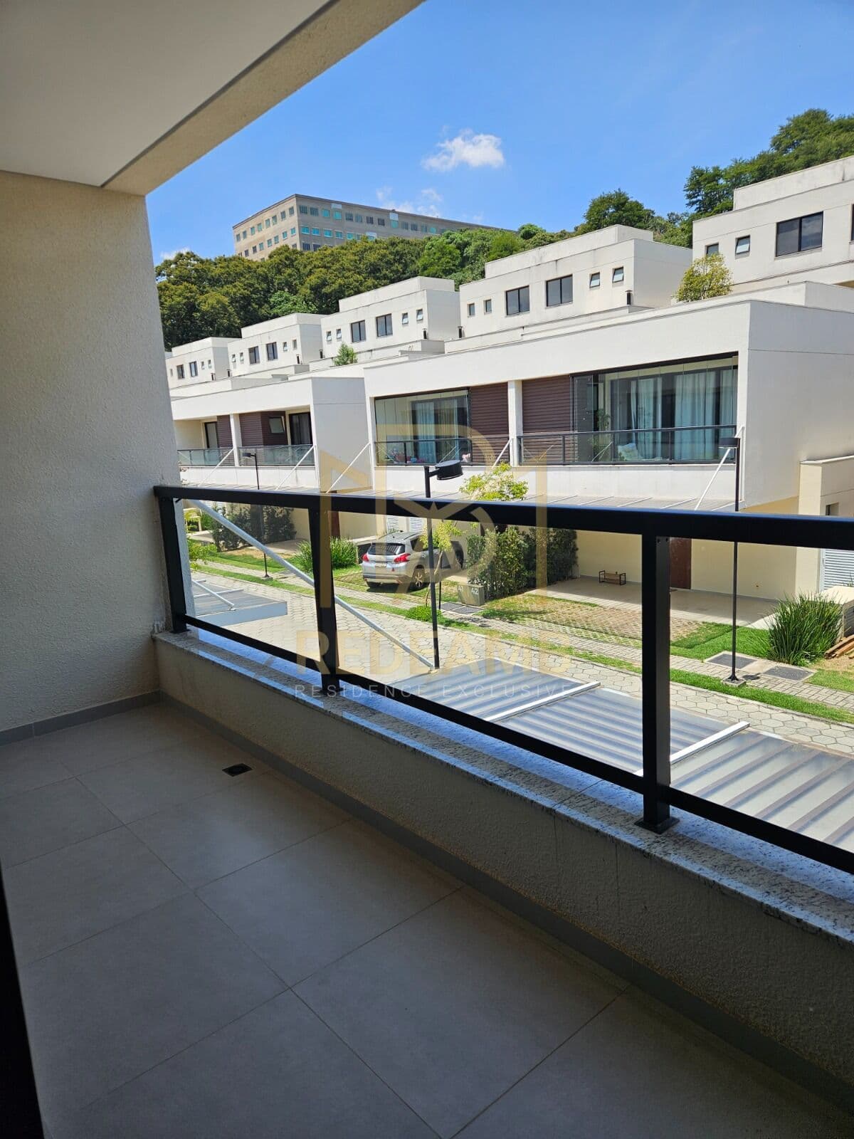 Casa de Alto Padrão com 152 m², 03 dormitórios , sendo 03 suítes com ar condicionado - Condomínio Alphahouse1 - Alphaville - Santana de Parnaíba/SP