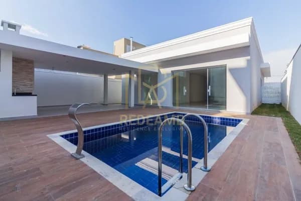 Casa linda á Venda em Alphaville com 3 Suítes - Condomínio Valville I