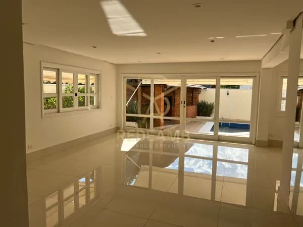 Casa Alto Padrão para locação com 370 m², 04 dormitórios, sendo 02 suítes no Condomínio Residencial 9 - Alphaville - Santana de Parnaíba/SP
