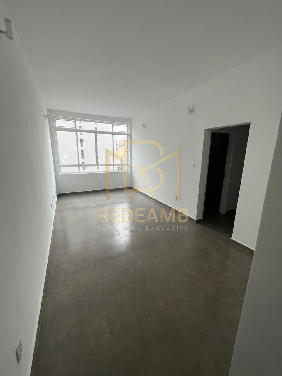 Apartamento com 89 metros, 2 dormitórios , 2 banheiros, totalmente reformado em Vila Buarque, São Paulo/SP