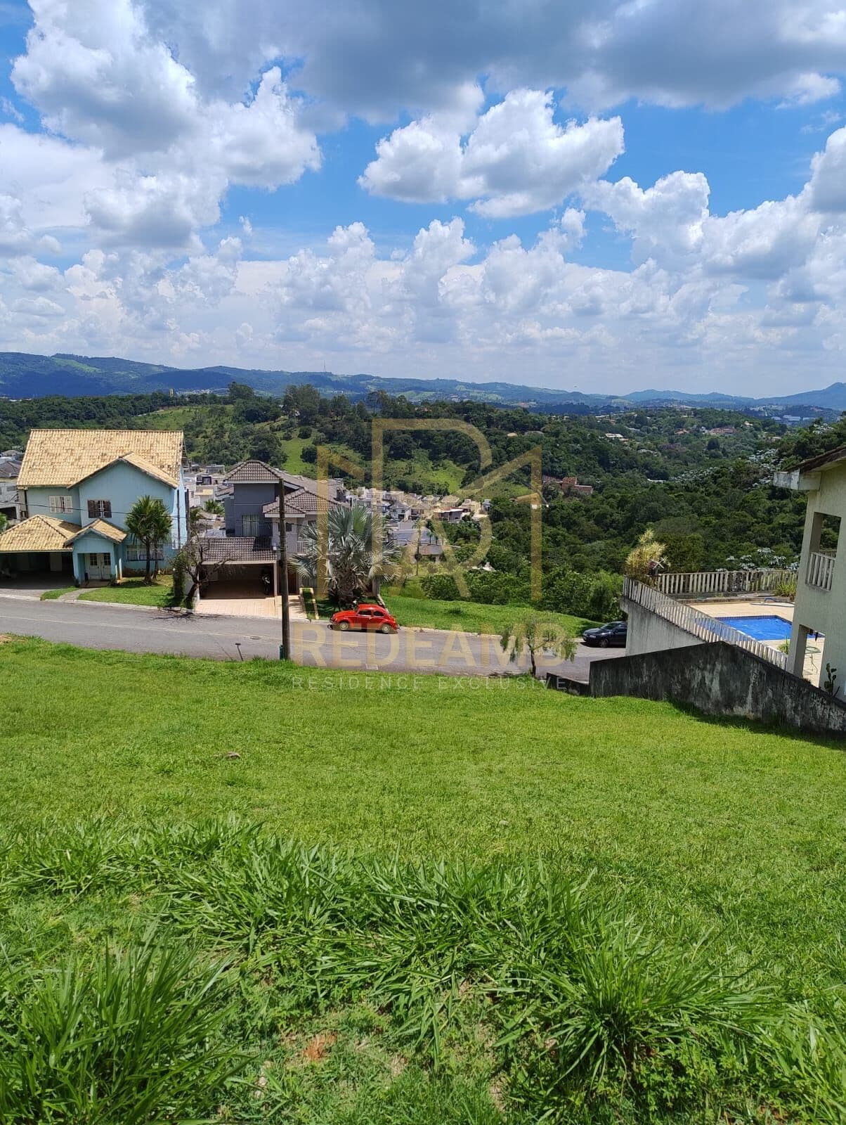 Terreno a Venda de 360m2 no Condomínio Valville 1, em Alphaville - Santana de Parnaíba/SP