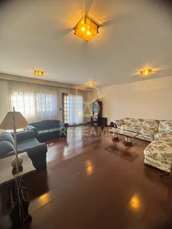 Casa Alto Padrão com 364,36m², 04 dormitórios sendo 02 suítes no Residencial 9 em Alphaville - Santana de Parnaíba-SP