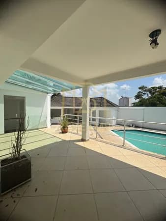Casa Alto Padrão com 507,79 m², com 04 dormitórios, sendo 04 suítes, piscina no Condominio Residencial 5 - Alphaville - Santana de Parnaíba/SP