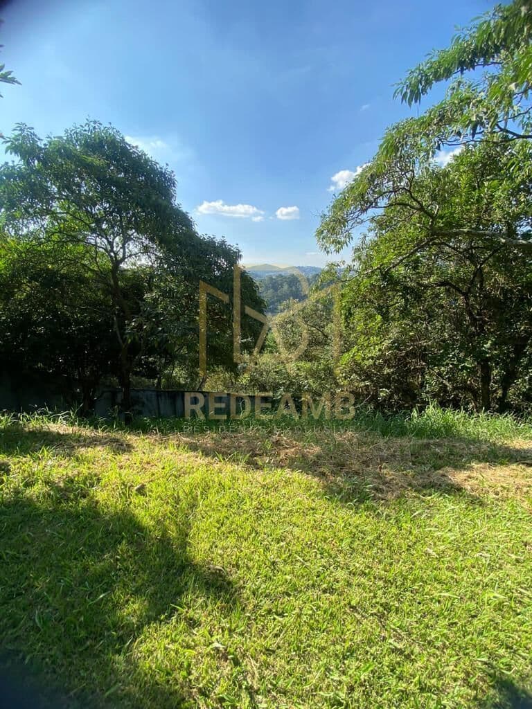Terreno no Condomínio Tarumã em Santana De Parnaíba
