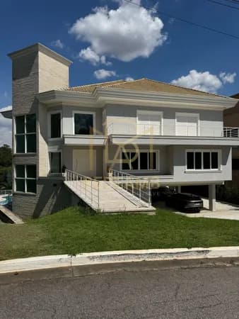 Casa de Alto Padrão para Locação Residencial Tamboré 2 com 1500m2 de área construída e 6 Suítes em Alphaville