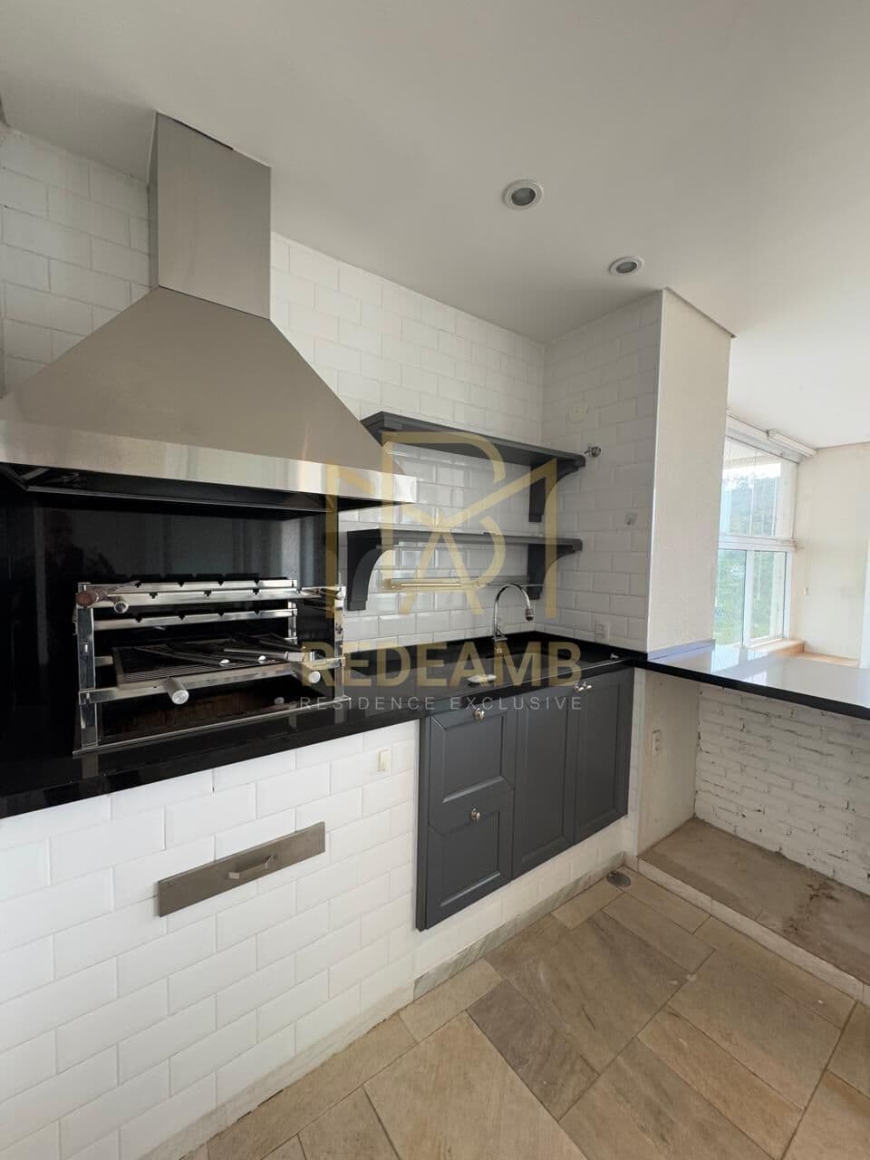 Apartamento a Venda com 4 dormitórios sendo 3 Suítes, 284m no Condomínio The Penthouses Tamboré