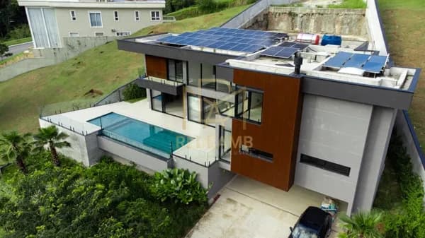 Casa Moderna a Venda no Residencial Campos Do Conde de 650m2 com 5 dormitórios - Alphaville/SP