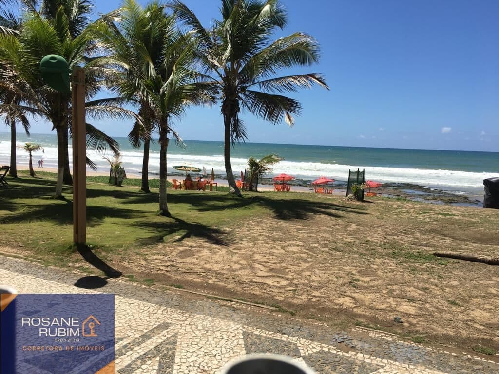 Grande oportunidade - Casa Triplex com 550m², 11 suítes pé na areia, em Vilas do Atlantico.