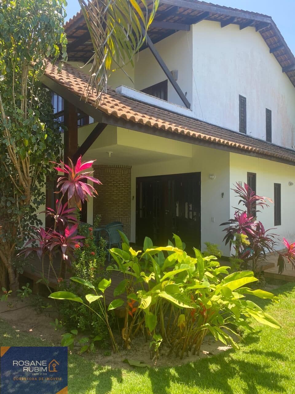 Casa Duplex com 3 quartos sendo 2 suítes em Itacimirim