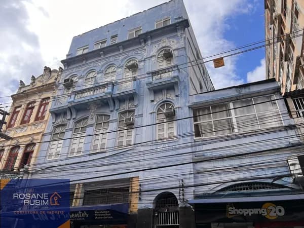 Prédio Comercial com 1.815m² de área construída com 52 suítes - Centro/Salvador-BA