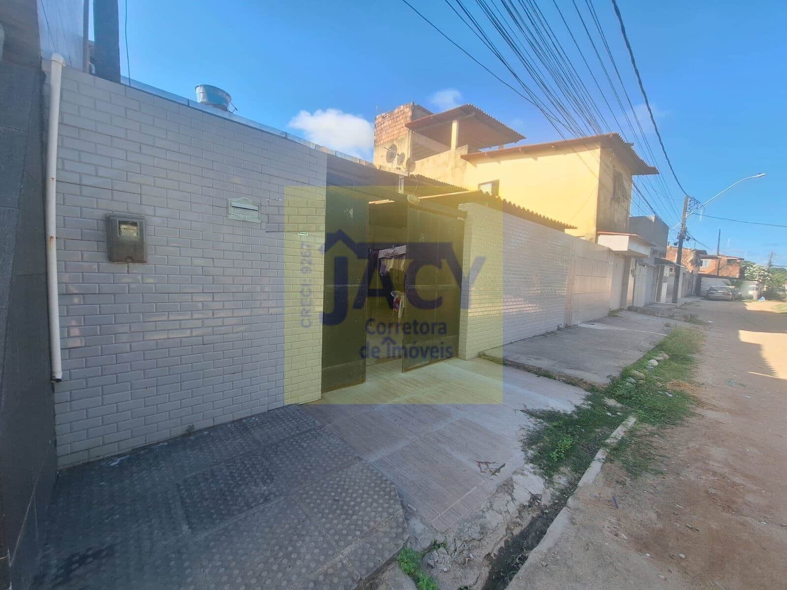 Casa em Paulista Pau Amarelo 2pav, 2qtos, 2st, 2 vgs quintal, varandas