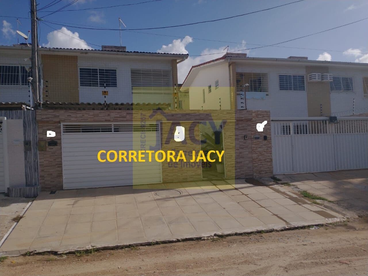 Casa Duplex em Olinda casa caiada 2qtos 1st 2vgs financia px delegacia da mulher a 3min. mar