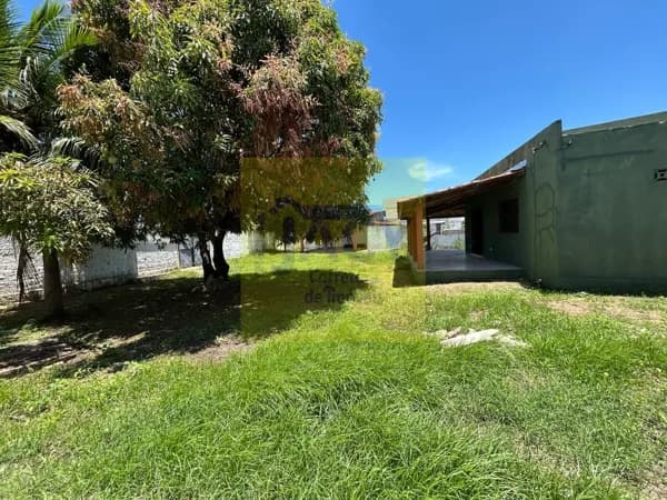 Casa em Fragoso Olinda, 2Qts, Quintal, Árvores Frutíferas