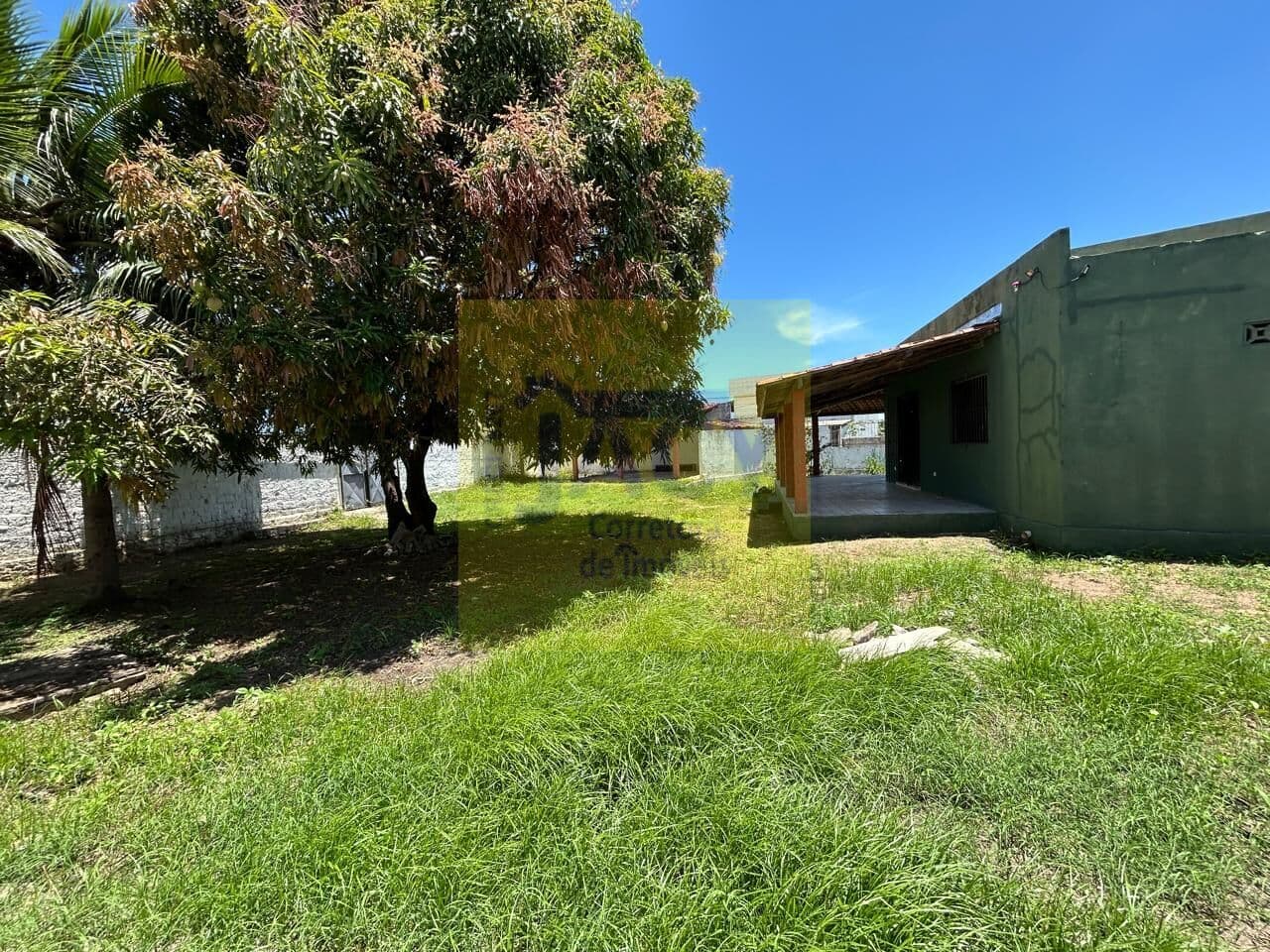 Casa em Fragoso Olinda, 2Qts, Quintal, Árvores Frutíferas