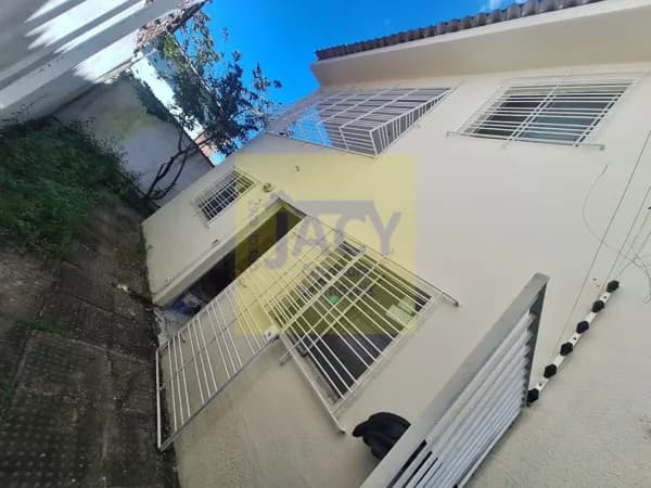 Casa Duplex Olinda fragoso 3qtos 1 st ,1vg , quintal privativo ,px funeso