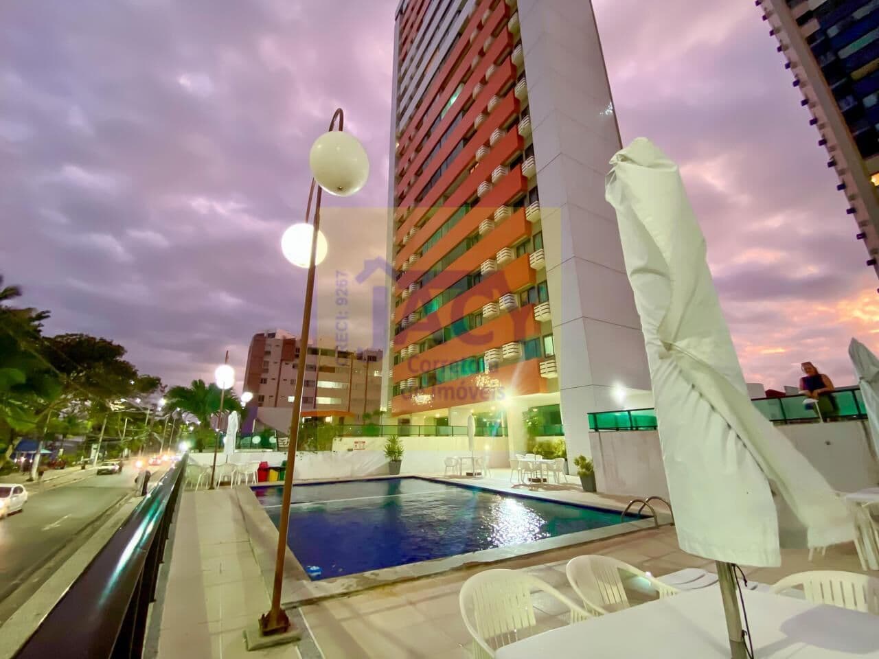 Cobertura duplex em Olinda, beira mar, piscina privativa, 4qtos 2sts 3 vgs coberta