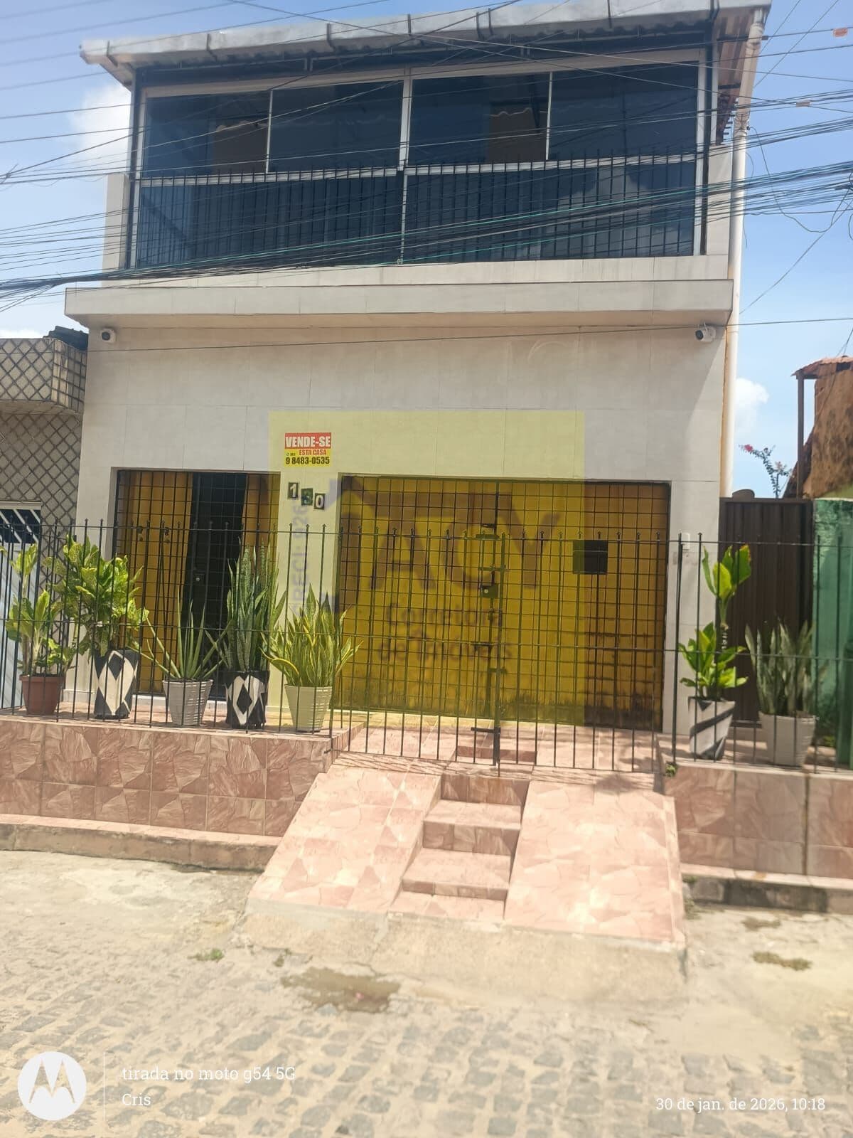 Casa Duplex 5qts, 1st, 3wc, garagem, varanda, 2sl, 2coz