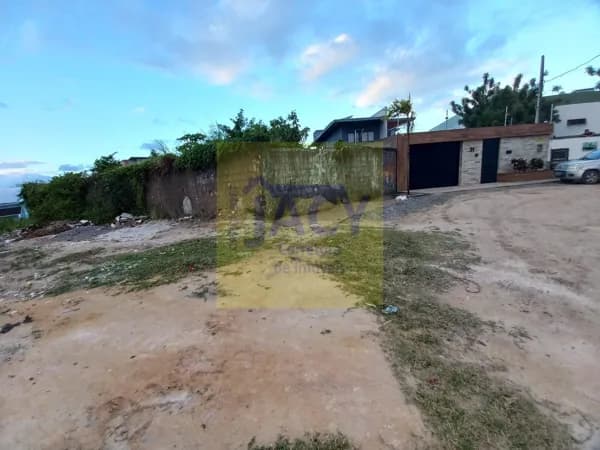 Terreno em Olinda, Bonsucesso nascente rua calcada financia
