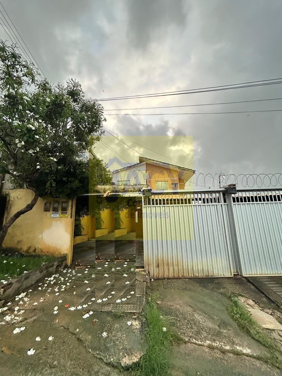 Casa em Olinda Bonsucesso 3qts,1st, portão automático, aceita financiamento