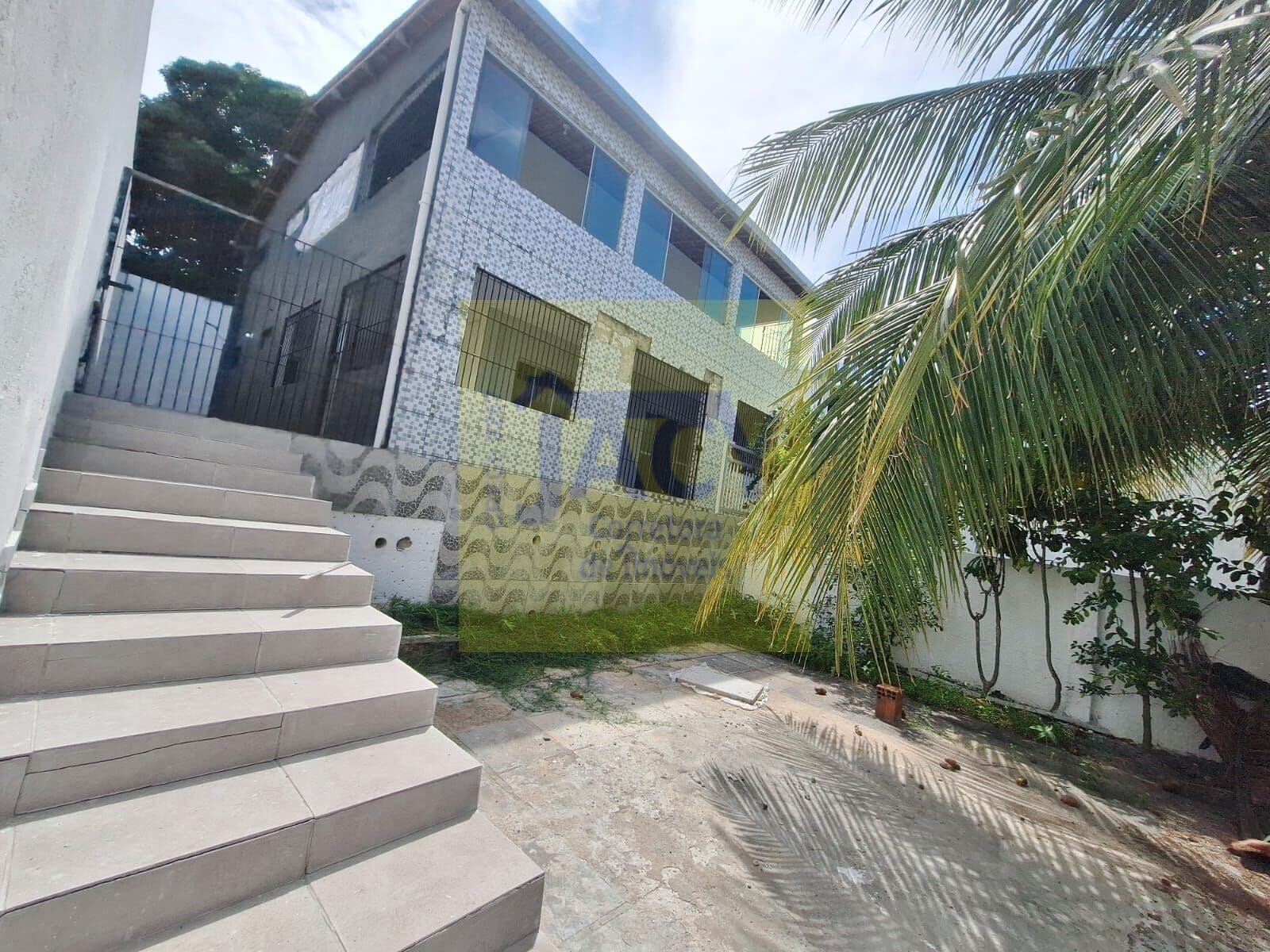 Casa em Olinda 3qtos 1suitão 3vgs quintal port automático há3min. shopp pátteo