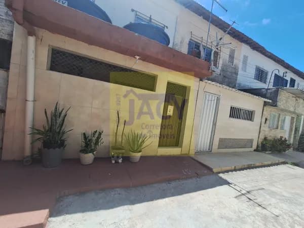 Casa em Umuarama, Olinda, térrea 1 qto sala com 2 ambientes 1wc