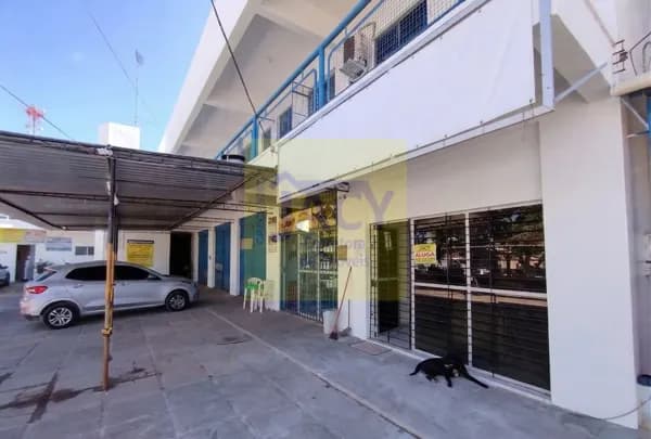 Loja SemiNovo em Olinda Completa Com Copa Equipada e Banheiro.
