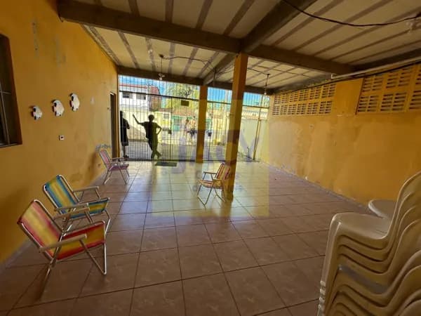 Casa em carne de vaca, goiana-pe, mobiliada, 5qtos, 3vgs, quintal , ha 5min. do mar