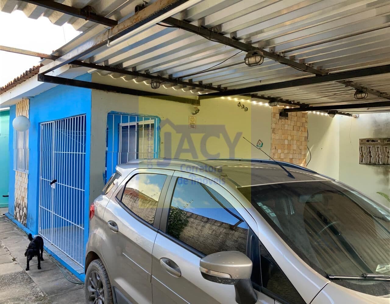 casa em pau amarelo com 2qts, 1wc, 1vg, próximo a av.costa azul
