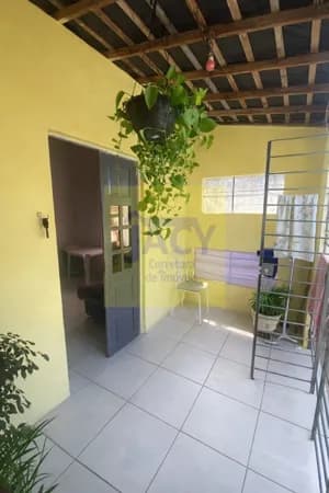Casa em Jardim Fragoso 2qts 1vg quintal