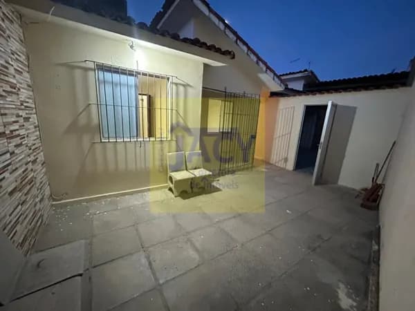 Casa em janga paulista, 2qts, quintal privativo, 1vg, px ao mix matheus