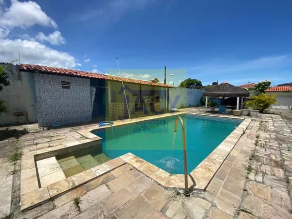 Casa triplex em Nossa Senhora do ó, com piscina, 4qts, 1st, Churrasqueira, 10vgs,2 min do mar