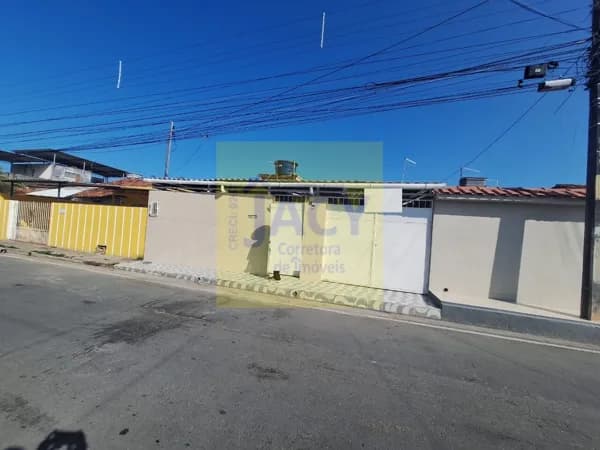 Casa em Rio doce Olinda 3 qts,1st,4garagens, quintal, Financia px vila olímpica