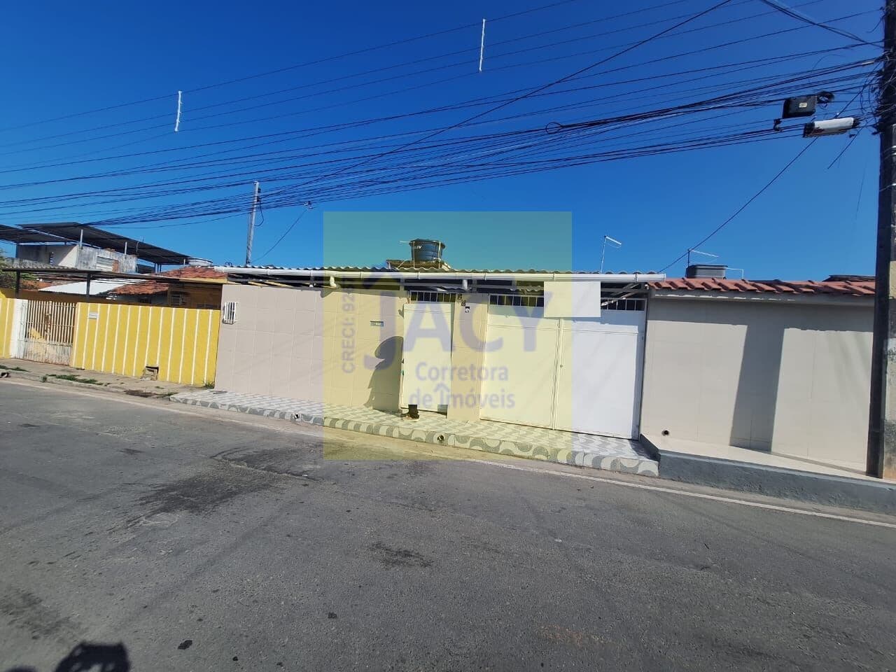 Casa em Rio doce Olinda 3 qts,1st,4garagens, quintal, Financia px vila olímpica