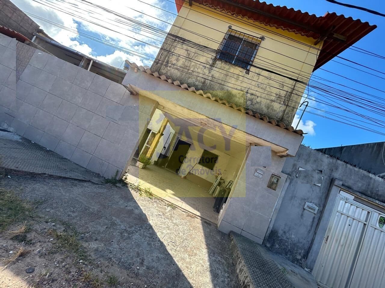 Casa em Paulista Pau Amarelo 3pav, 5qtos, 2st, 2 vgs quintal , salão de festa