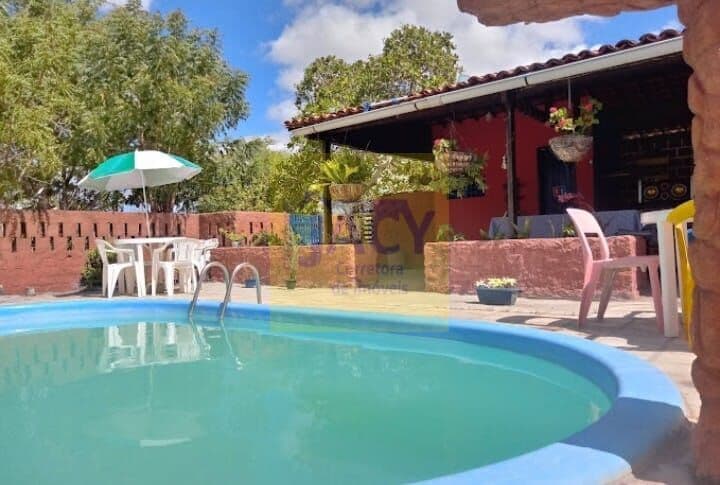 Chácaras em Bezerros 2000², terração 3Qts(1St).Piscina px centro
