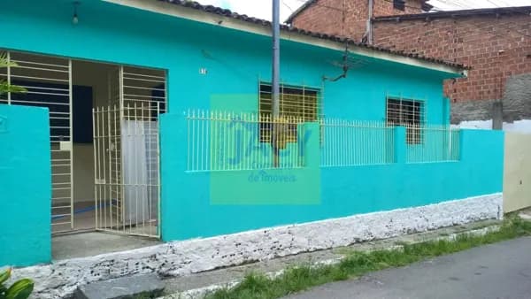 Casa em Camaragibe, 3qts,2 vgs, quintal, varanda, rua asfaltada