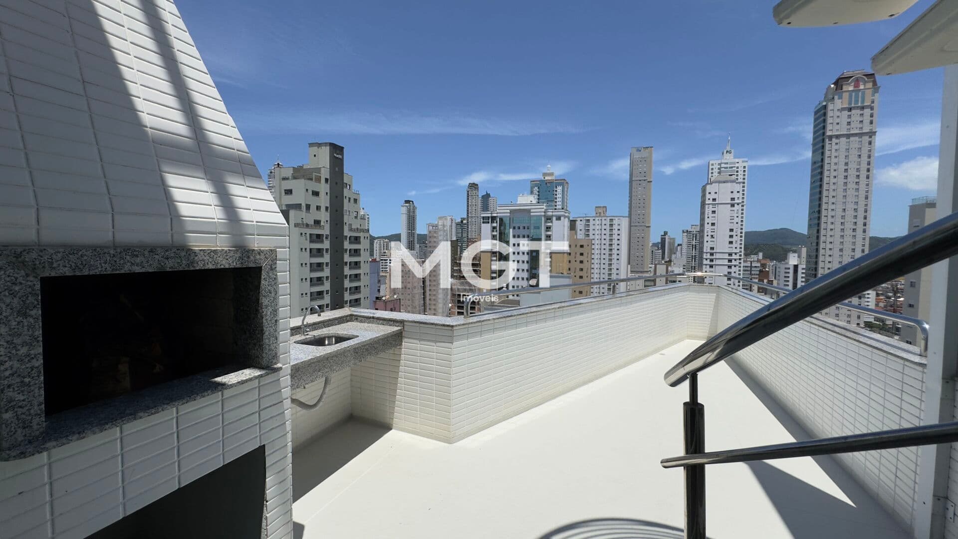 Cobertura Triplex em Balneário Camboriú