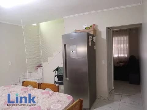 Sobrado Padrão para Venda em Vila Elze São Paulo-SP