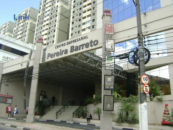 Salão comercial Padrão para Venda e Aluguel em Paraíso Santo André-SP