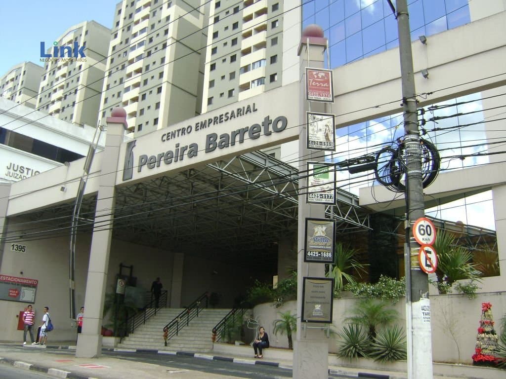 Salão comercial Padrão para Venda e Aluguel em Paraíso Santo André-SP