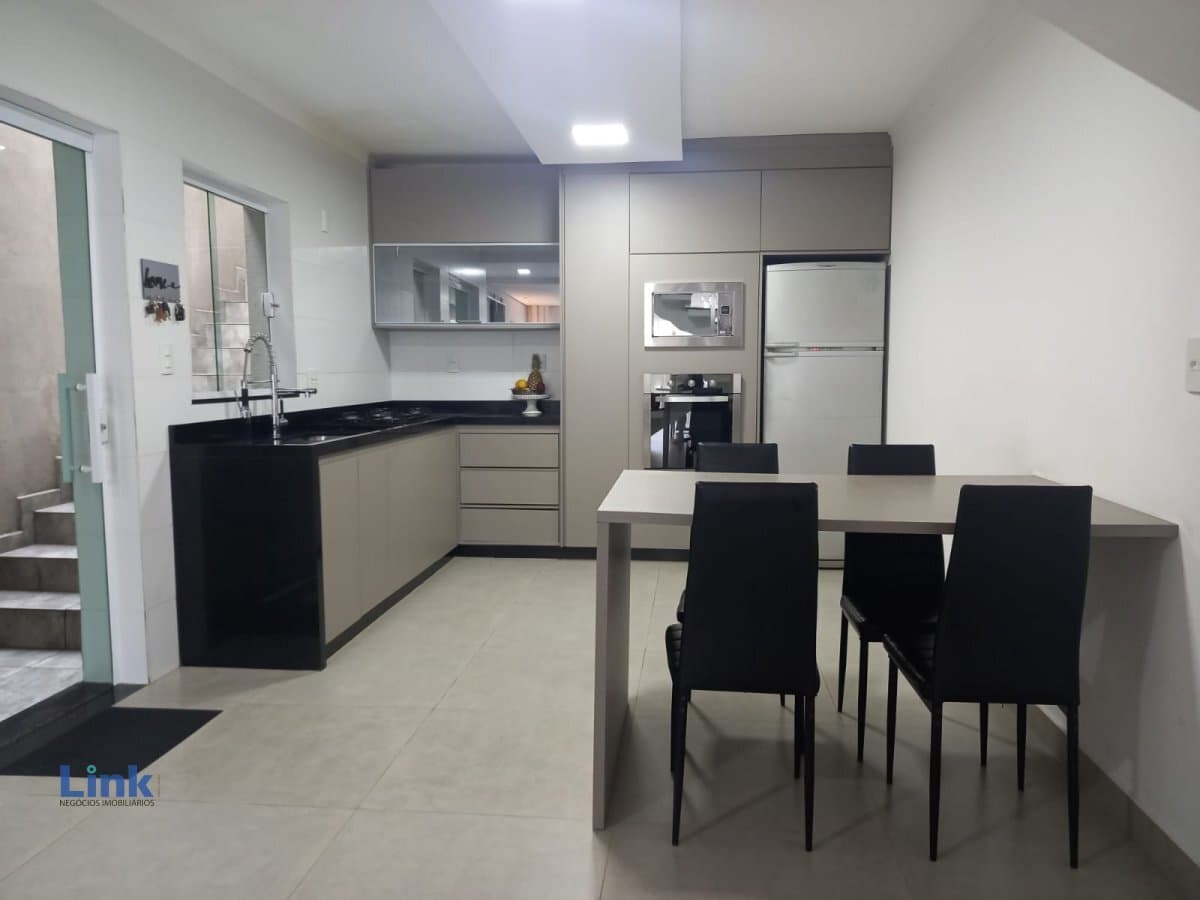Casa Sobrado para Venda em Sacadura Cabral Santo André-SP