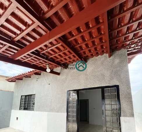 Samambaia, casa 2 Quartos, Laje, 700 metros da nova Estação do Metrô.