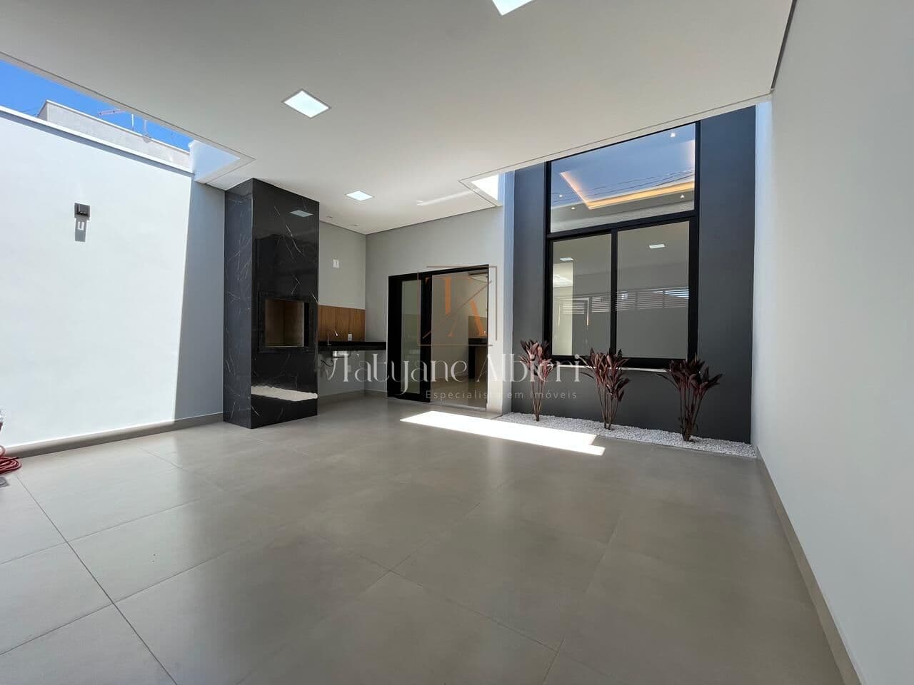Casa térrea residencial com 110 m², localizada no bairro Vila Pântano II, em Santa Bárbara d’Oeste.