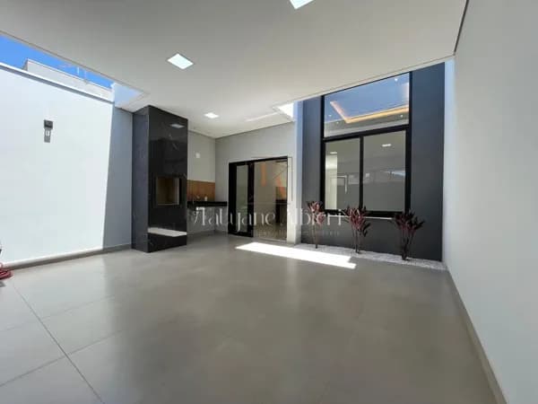 Casa térrea residencial com 110 m², localizada no bairro Vila Pântano II, em Santa Bárbara d’Oeste.